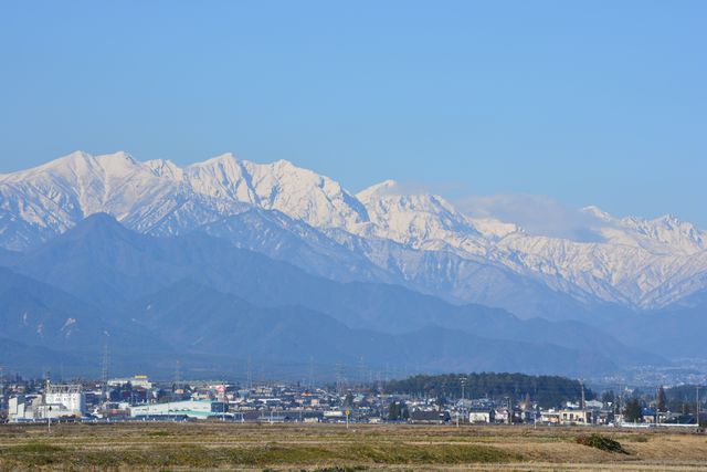 �ቻ�ς������k�A���v�X�k���̎R�X