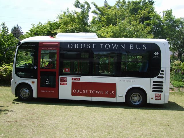 ���̃f�U�C�������ˉ�����̍�i�������ł�